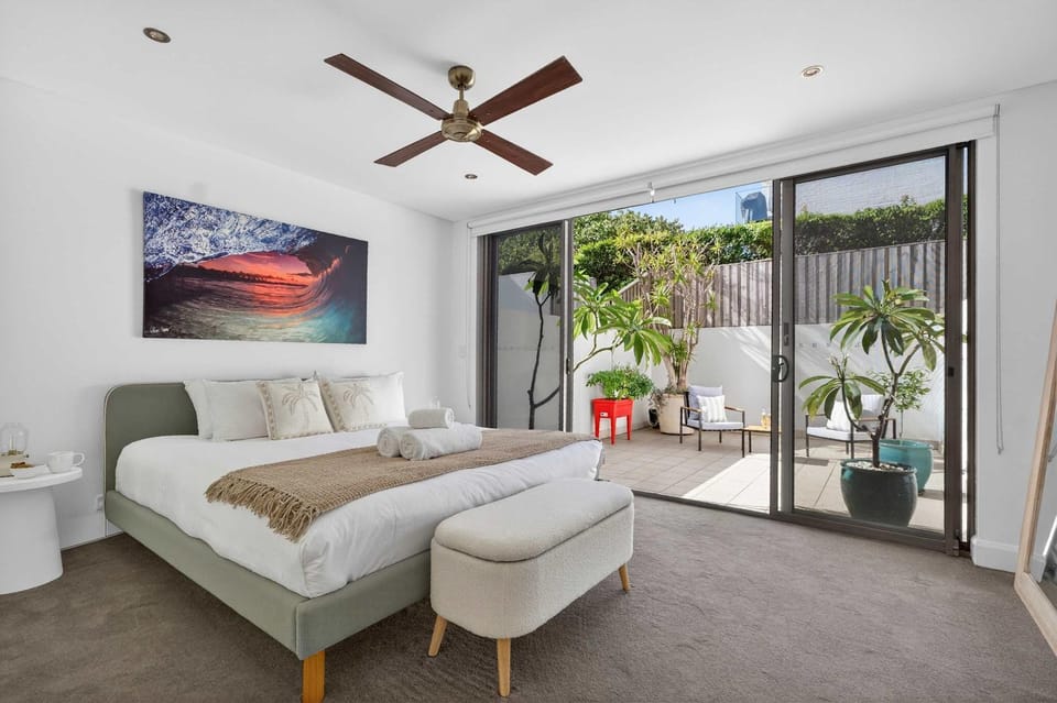 Drift Maroubra Beach - Parking and steps to beach Apartment in Sydney