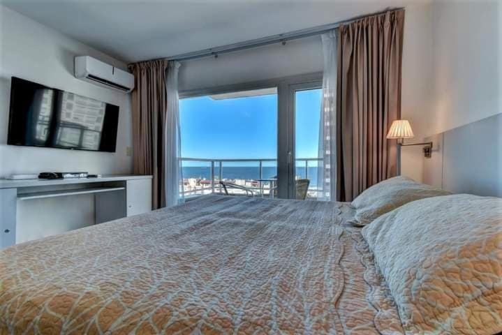 610 Mono on Peninsula with a view Apartment in Punta del Este