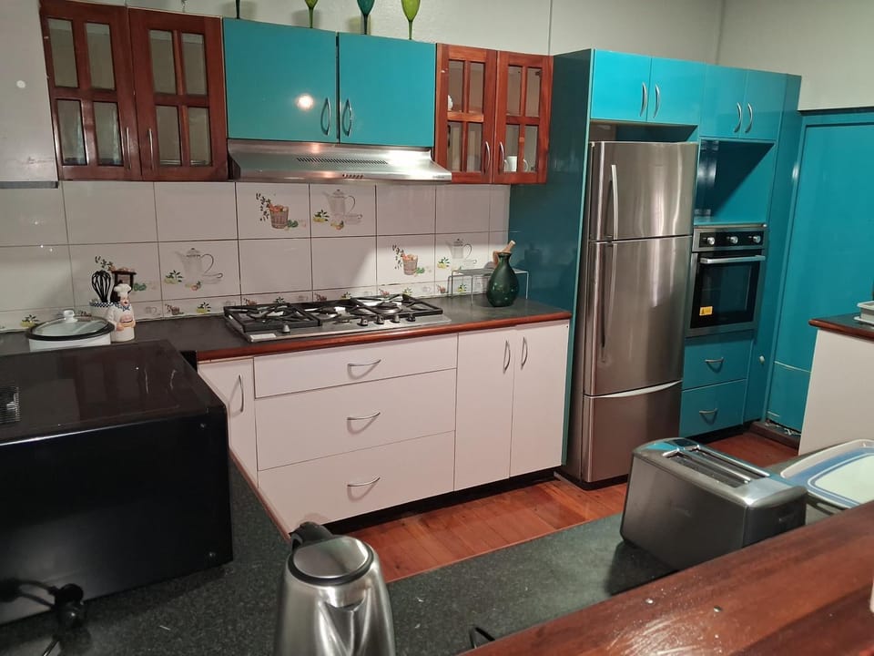 Coffee/tea facilities, Kitchen or kitchenette