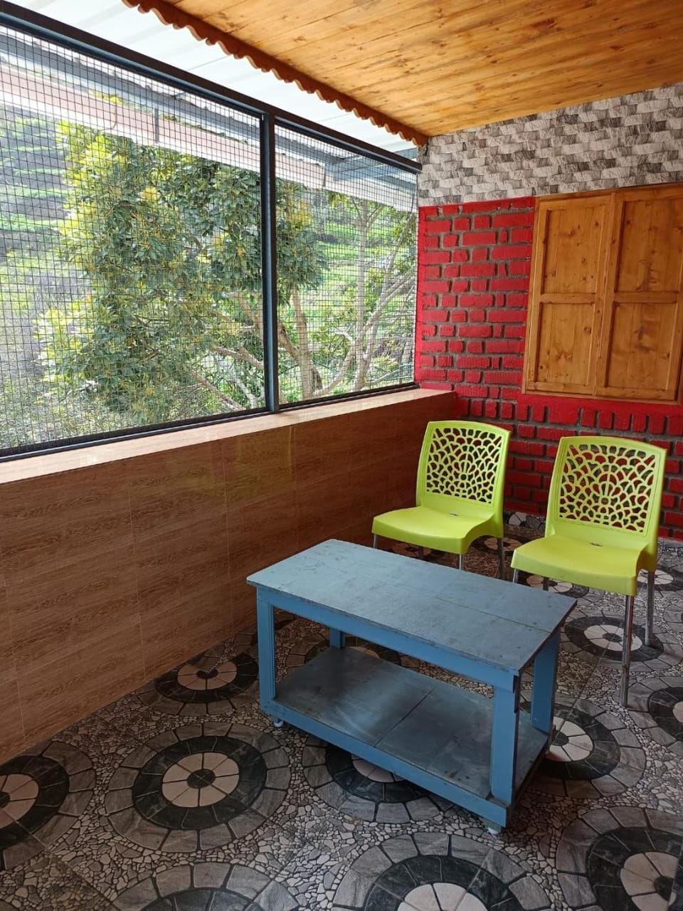 Wood Villa House in Tamil Nadu