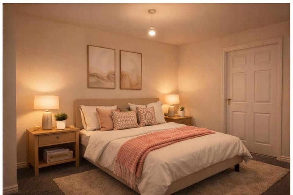 Sleeps 9- Garden-Parking-WiFi Near uea and Nnuh House in Costessey