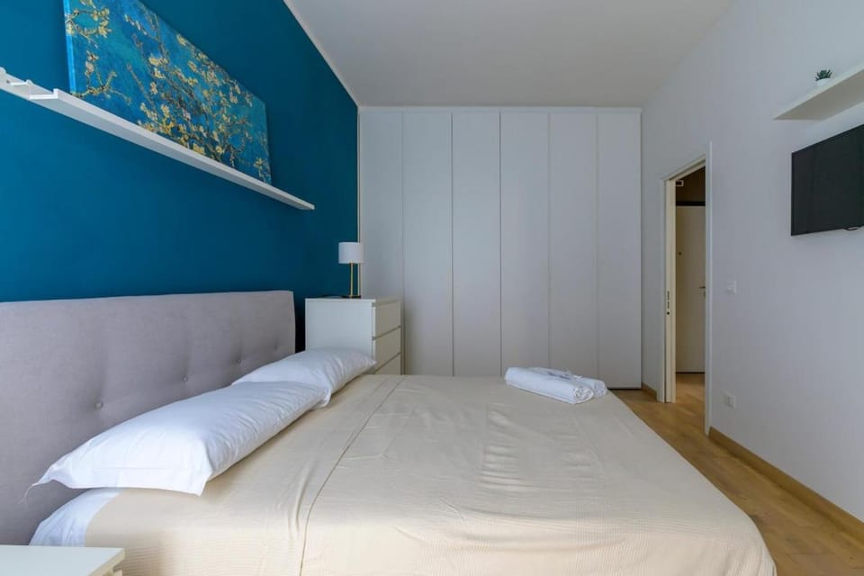The corner apartment by BeMyHost Apartment in Bologna