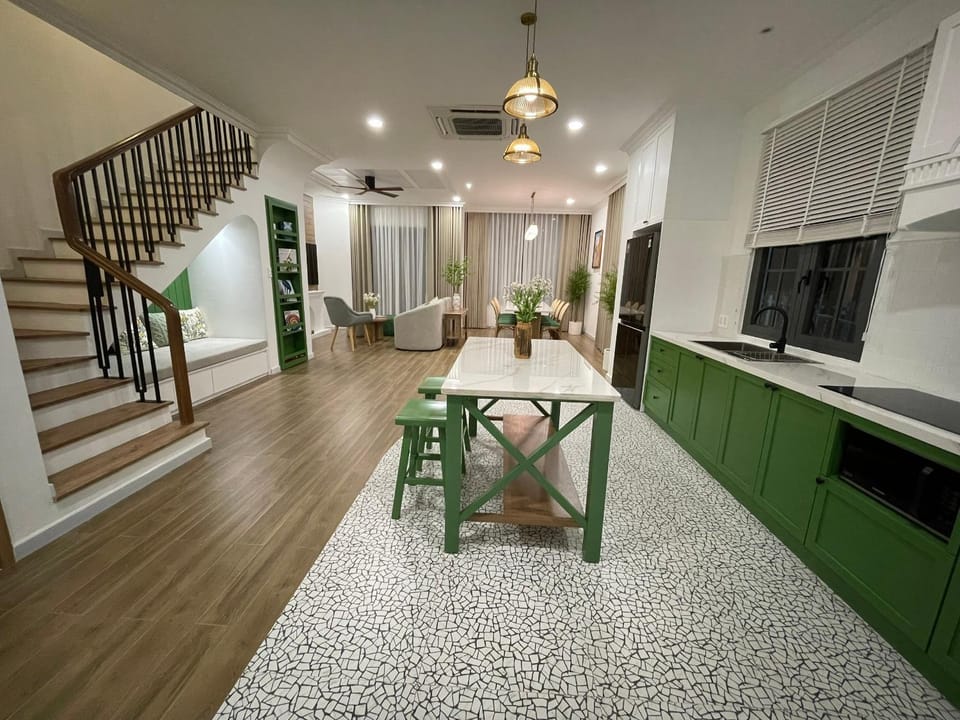 Living room, kitchen
