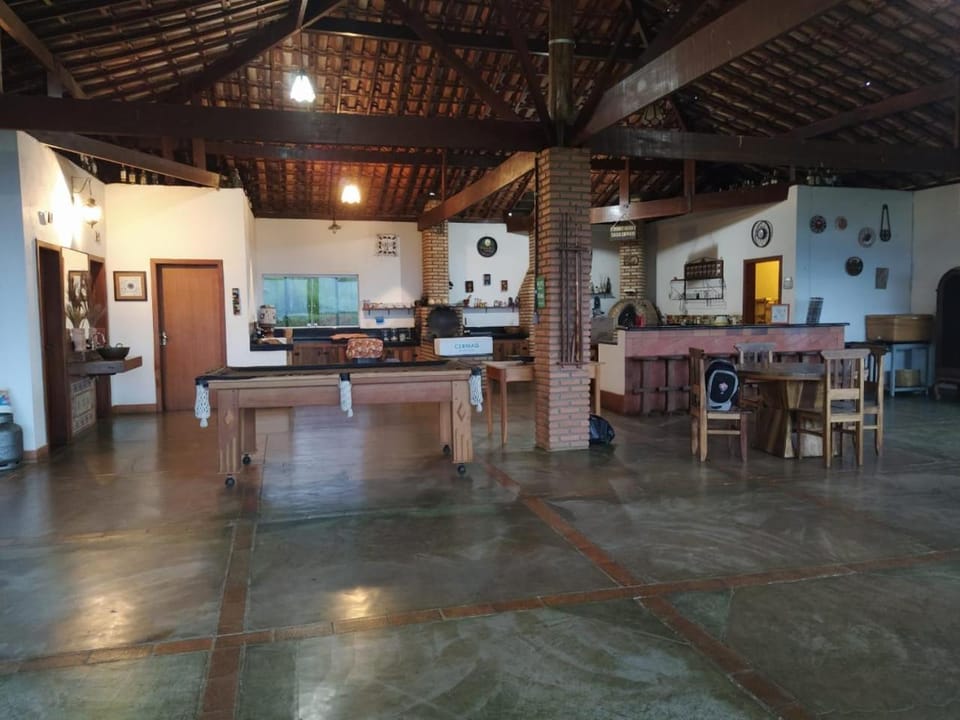 Sítio Suindara House in State of Minas Gerais, Brazil