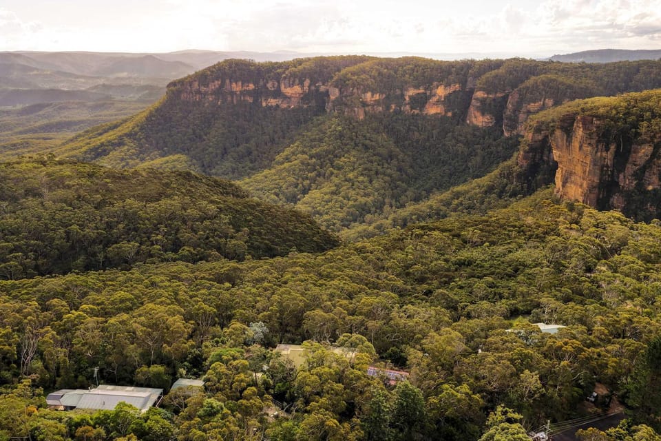 Halcyon House - A Hidden Bushland Retreat House in Katoomba