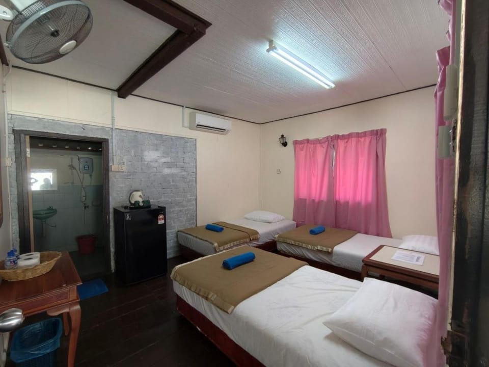 Nazri's Place 2 Hotel in Mersing