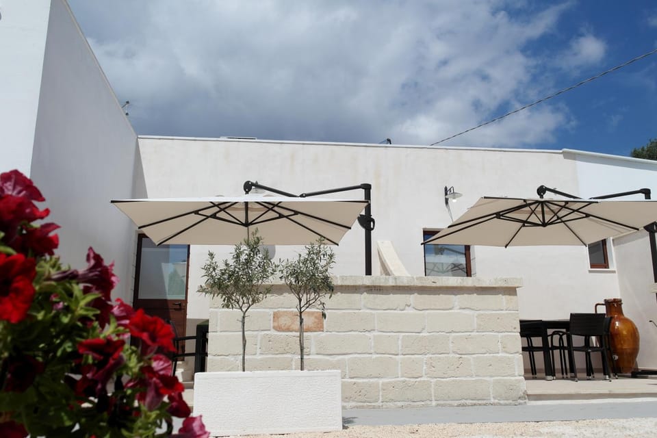 Patio, Facade/entrance, Landmark view