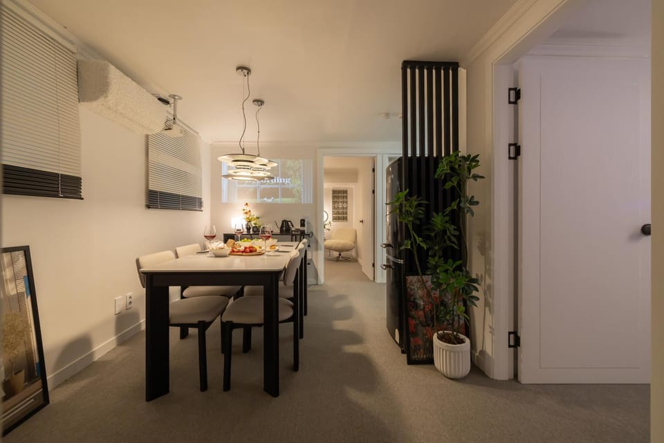 TV and multimedia, Dining area