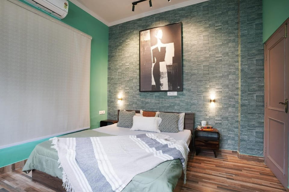 The Pearl by Elvara Stays Apartment in Dehradun