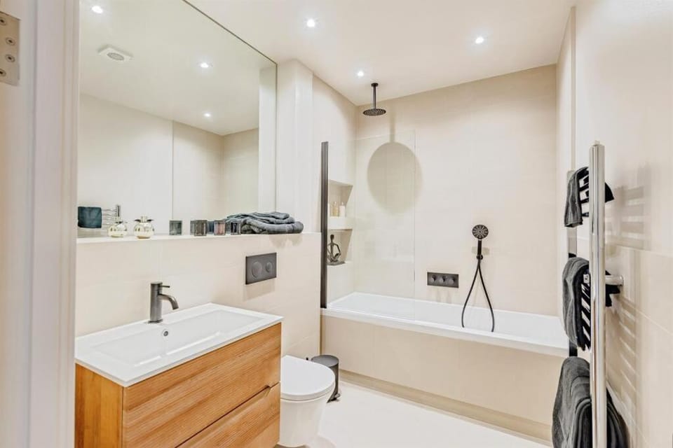 Sussex house, East grinstead 2 bed flat Apartment in East Grinstead
