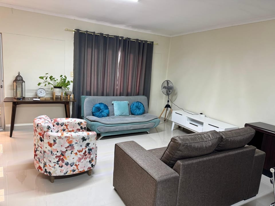 11 Struan Avenue Apartment in Durban