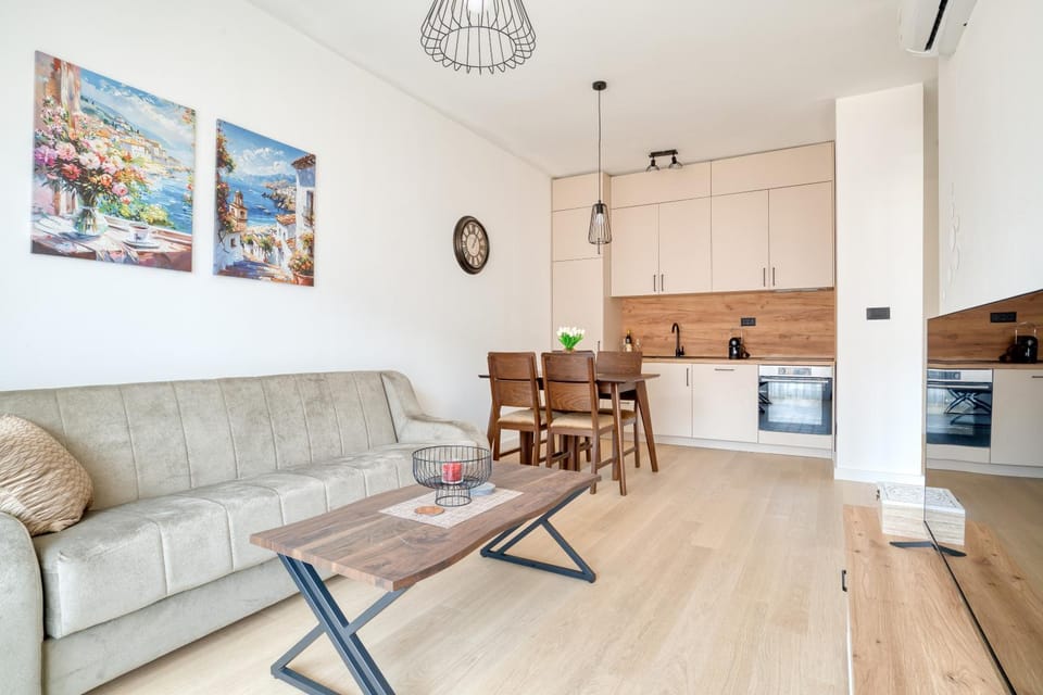 Boka Gardens Sea View Apartment 3 by MN Property Apartment in Dobrota