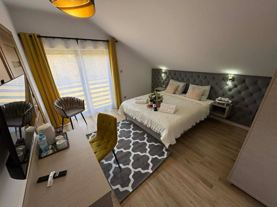 VILLA SOLARIS Ustka - GWARANTUJEMY CISZĘ I BŁOGI SPOKÓJ, WYPOCZYNEK tylko DLA DOROSŁYCH ! Bed and Breakfast in Pomeranian Voivodeship