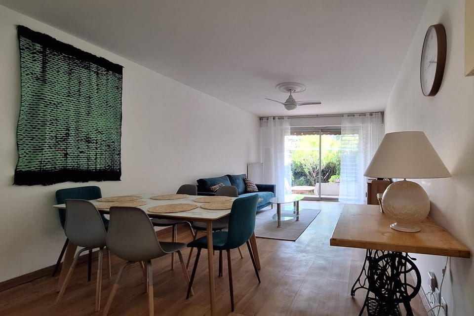 Oasis à Montpellier Jardin Privé Piscine Plages Apartment in Montpellier