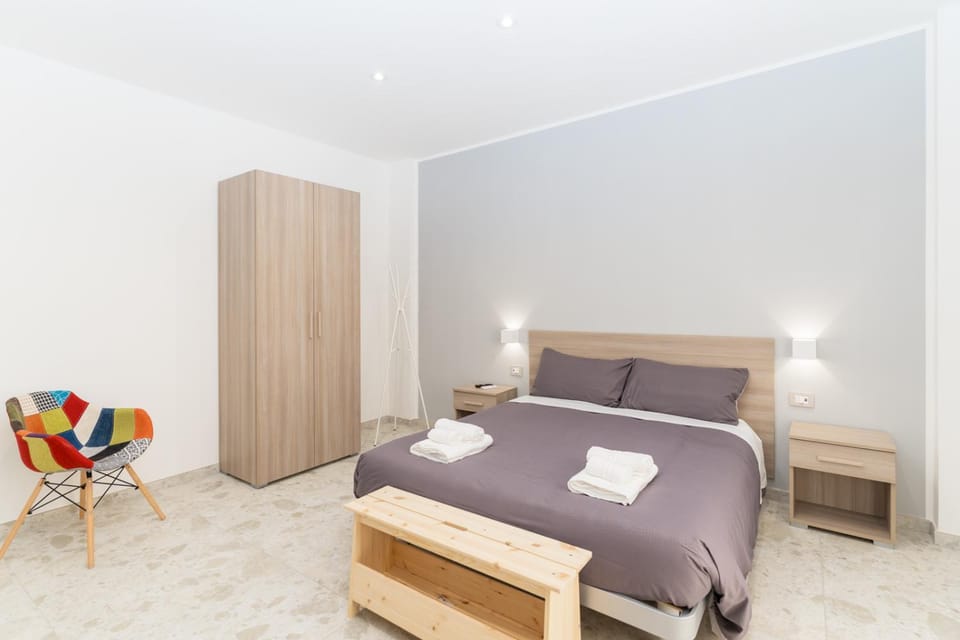 Bed, Photo of the whole room, Bedroom, towels, wardrobe
