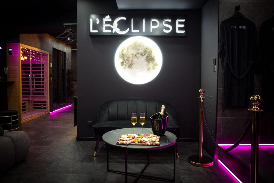 L'Eclipse - Exceptional SPA Suite, sauna and hammam Apartment in Hauts-de-France