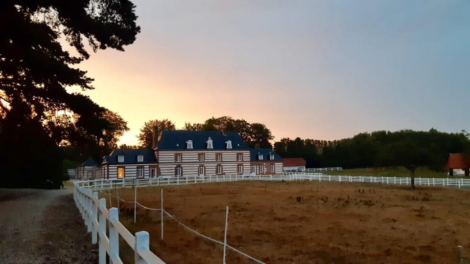 Maison normande au coeur d'un domaine privé - Nature & Calme House in Normandy