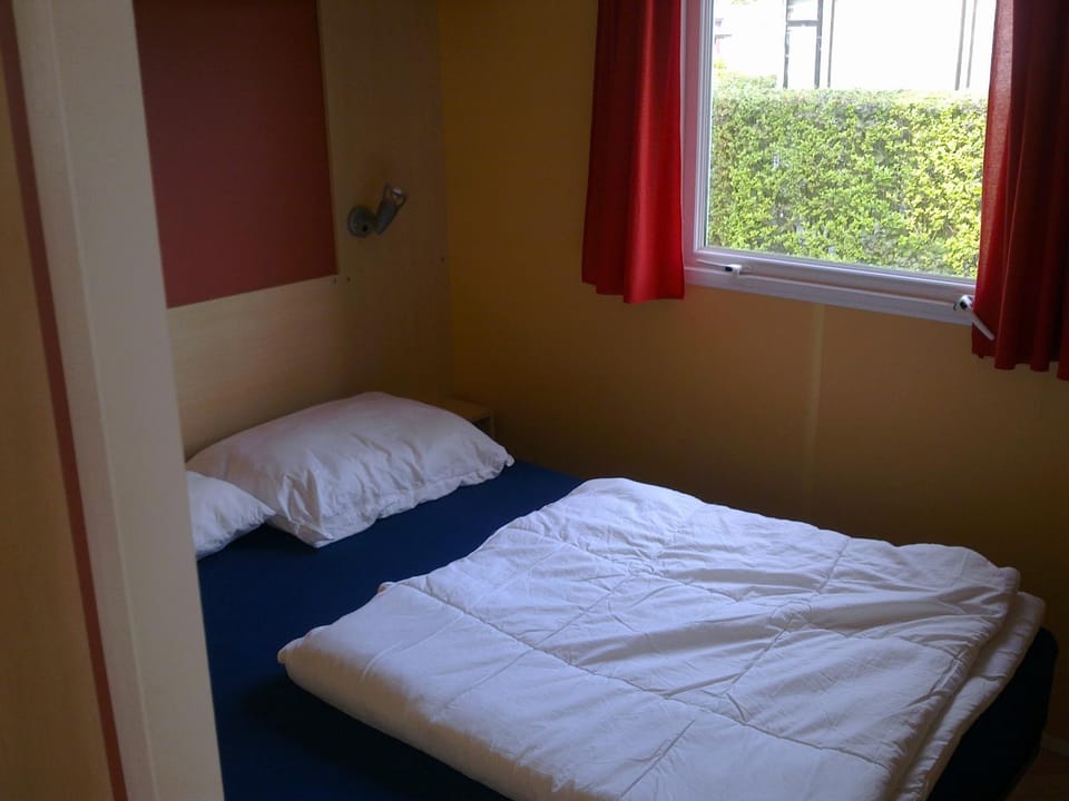 Mobilehome 5 Persons on Comfort Camping Scheldeoord Chalet in Zeeland, Netherlands