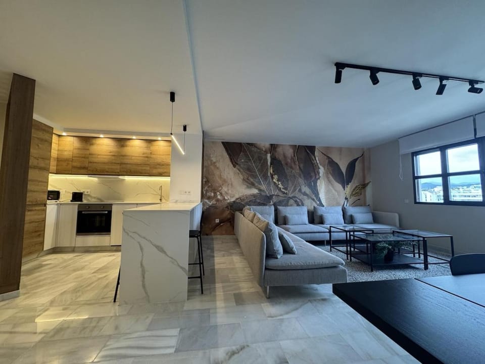 Designer Renovated Penthouse in Puerto Banus Apartment in Marbella