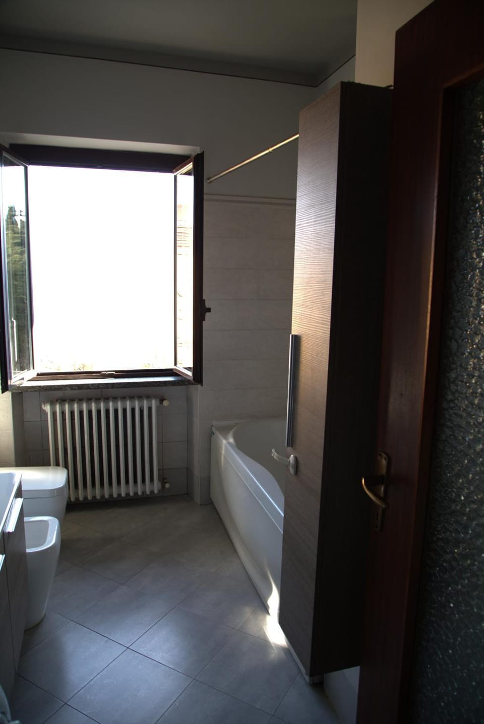 Shower, Toilet, Bathroom, Bath