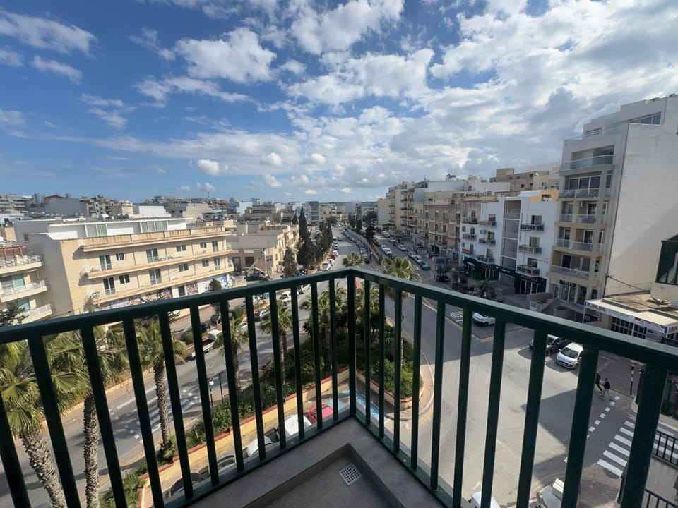New 3 BR Apartment St Paul with Pool by MaBeLi Apartment in Saint Paul's Bay