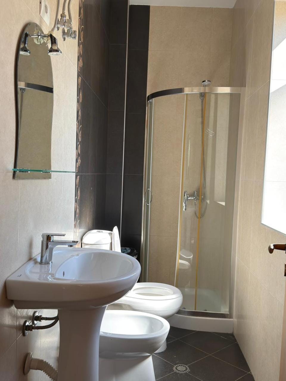 In Heart of Vlora, right in the City Center, Apartment with 2 Bedrroms with Sea View Apartment in Vlorë