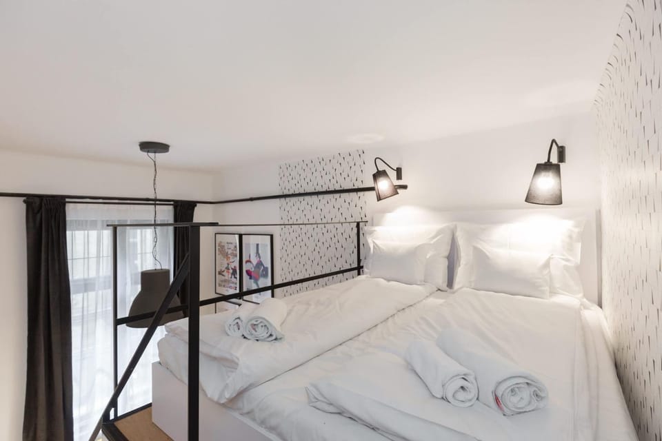 Very Central - Chic Studio Apartment in Budapest