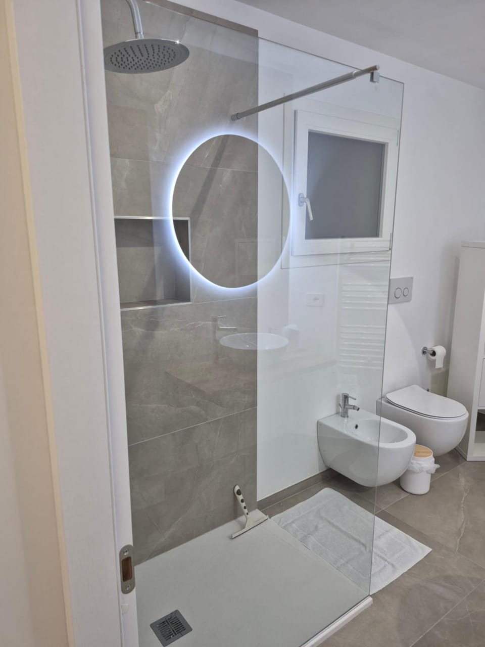 Shower, Bathroom