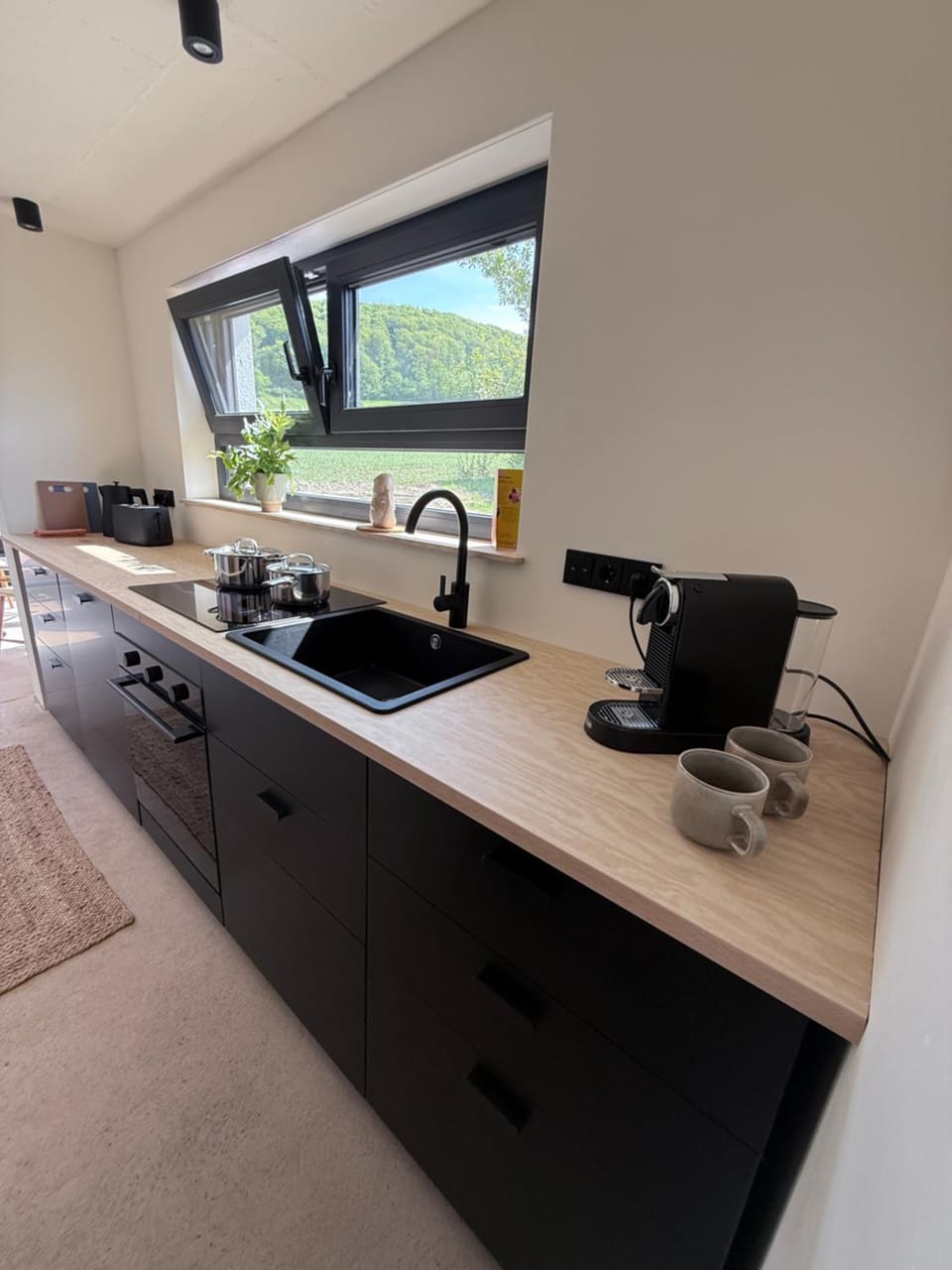 Kitchen or kitchenette, stove