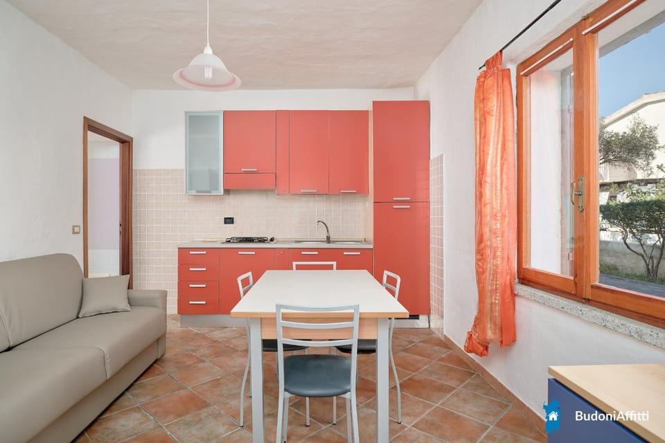 Kitchen or kitchenette, Living room, Dining area, stove