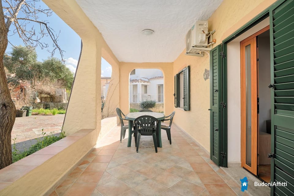 Property building, Patio