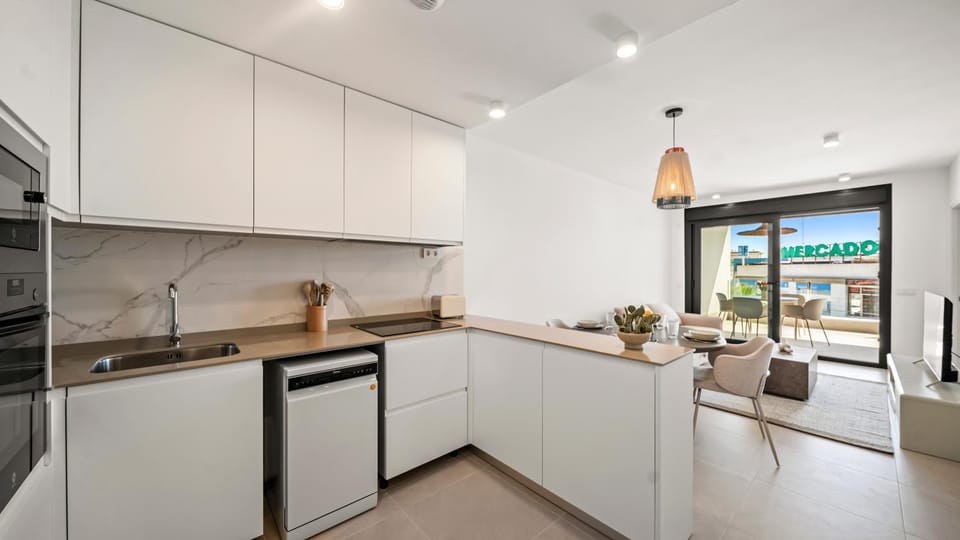 Marea - Coastal Bliss Apartment in Torrevieja