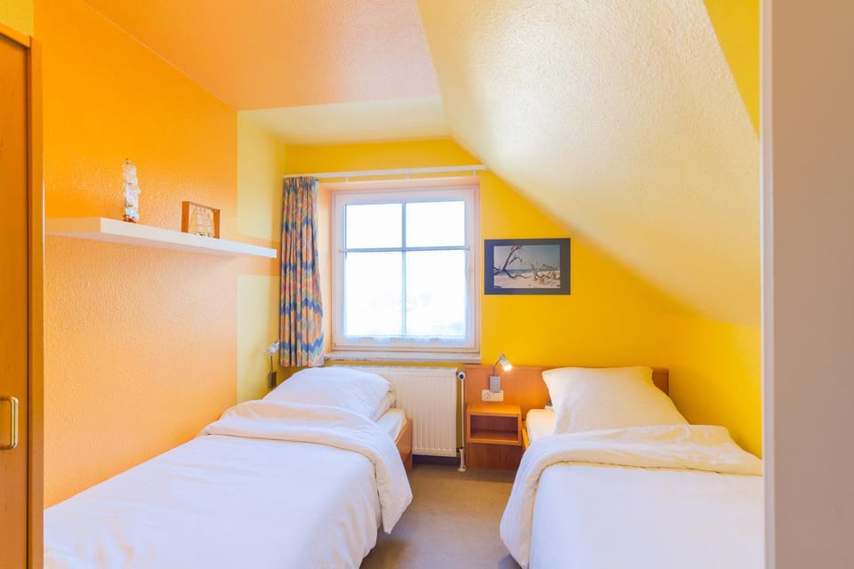 Bedroom, children