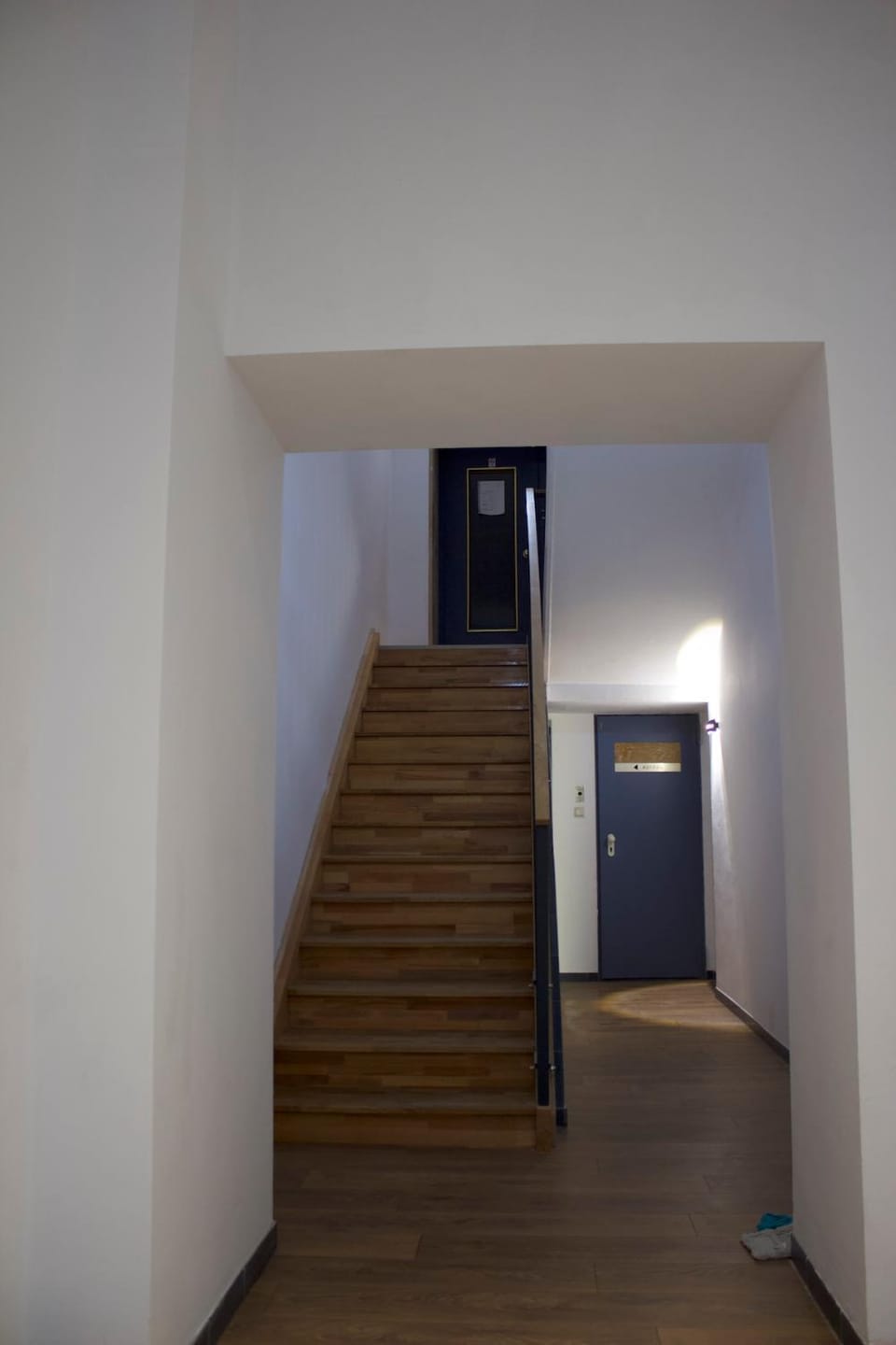Mooncity Hotel & Boardinghouse Düsseldorf Hotel in Neuss