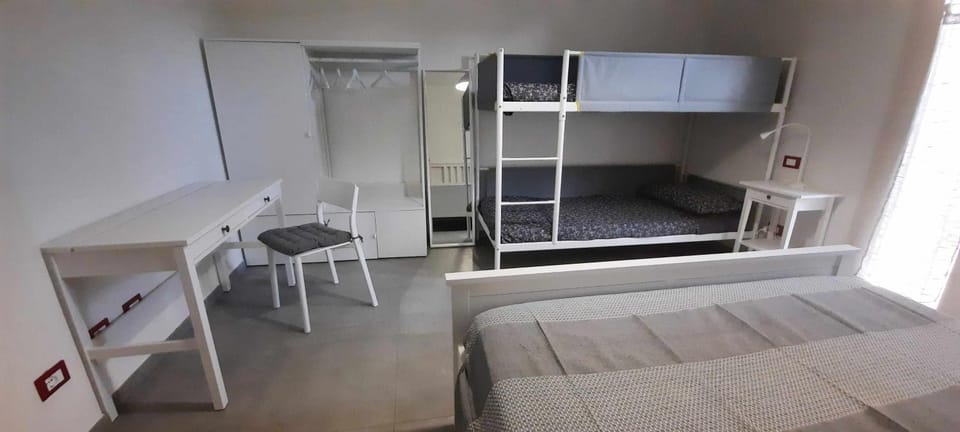 bunk bed