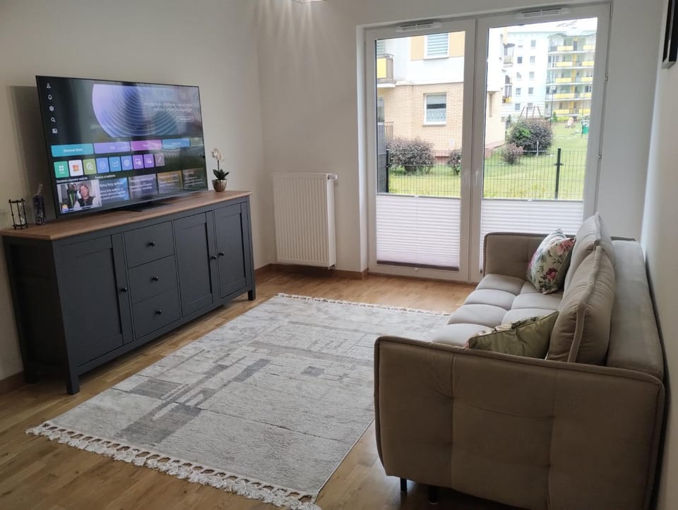 Nowoczesny Apartament 400 M Od Plaży Prywatny Ogródek Ełk Apartment in Poland