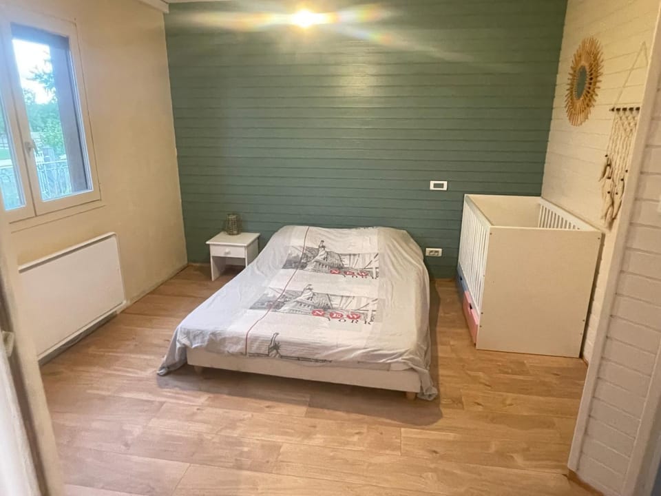 Maison 11personnes calme, emplacement idéal House in Auvergne-Rhône-Alpes