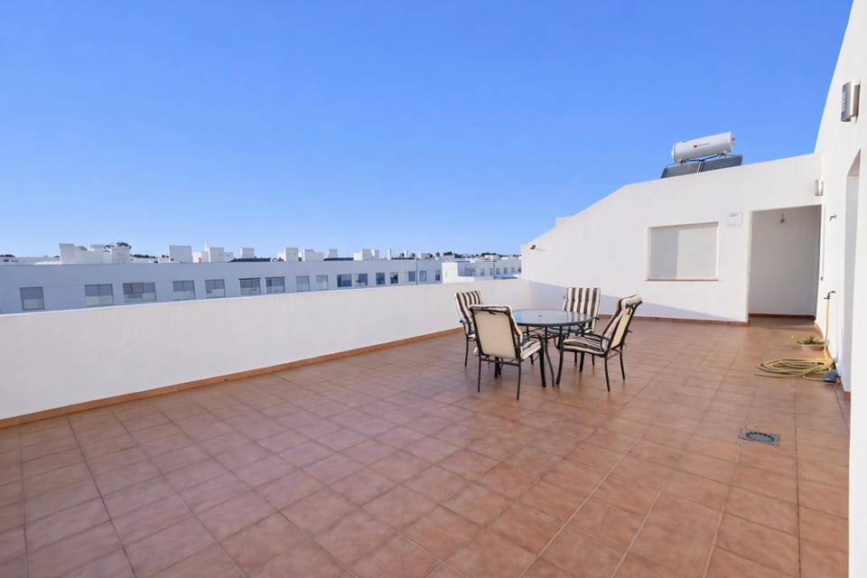 Patio, Solarium, City view, Street view
