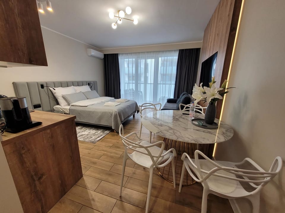 Apartament BALTIC SEA Kasprowicza 20B, BASEN, SAUNY, JACUZZI w cenie, GARAŻ w cenie Apartment in West Pomeranian Voivodeship, Poland