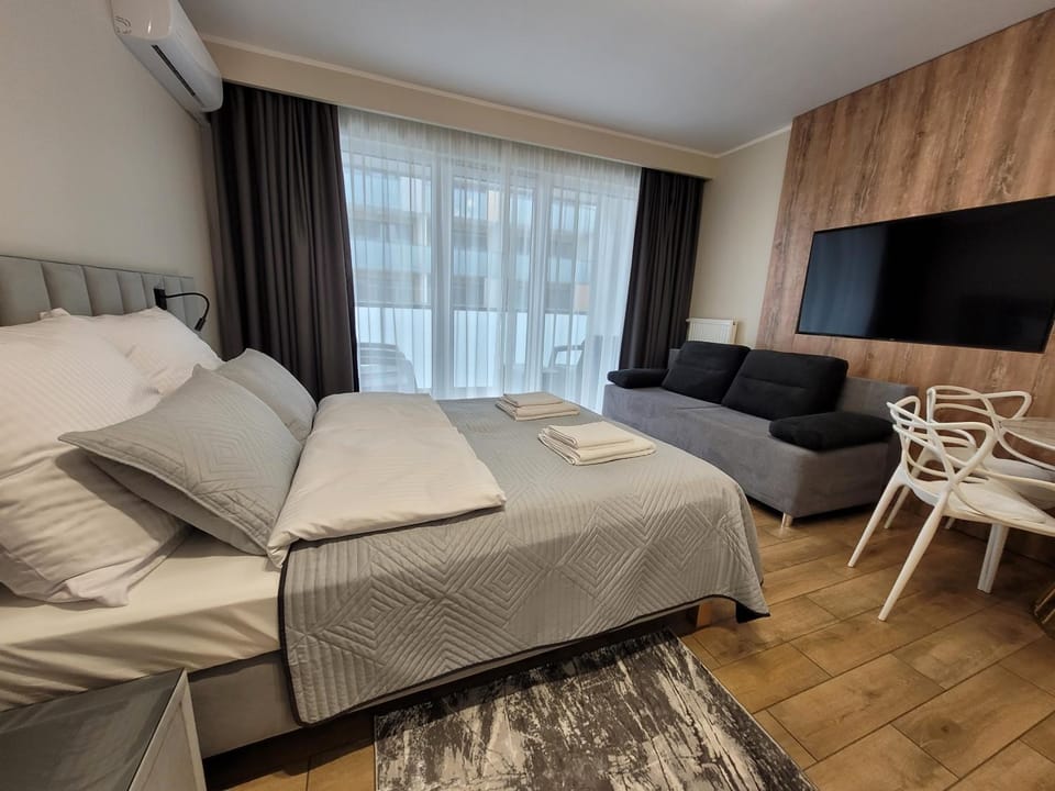 Apartament BALTIC SEA Kasprowicza 20B, BASEN, SAUNY, JACUZZI w cenie, GARAŻ w cenie Apartment in West Pomeranian Voivodeship, Poland