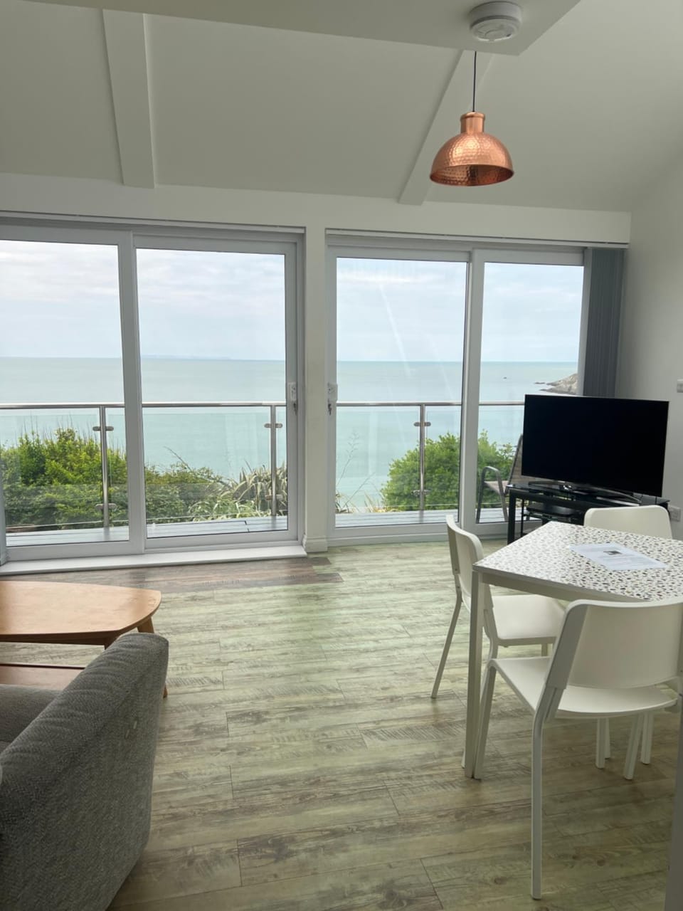 TV and multimedia, Dining area, Sea view