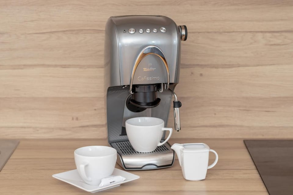 Coffee/tea facilities, Kitchen or kitchenette