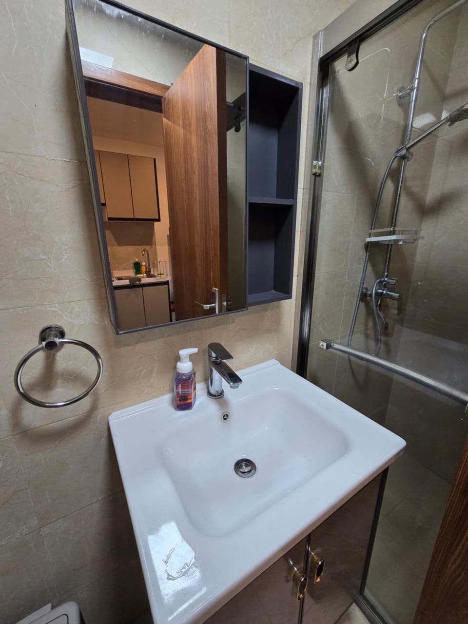 Shower, Bathroom