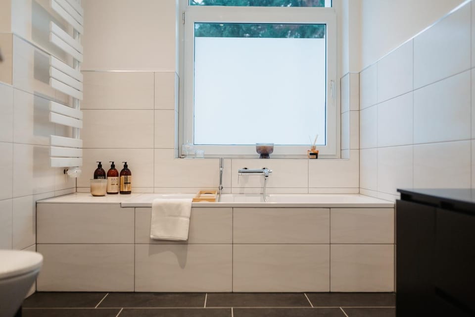 Bathroom, Living room