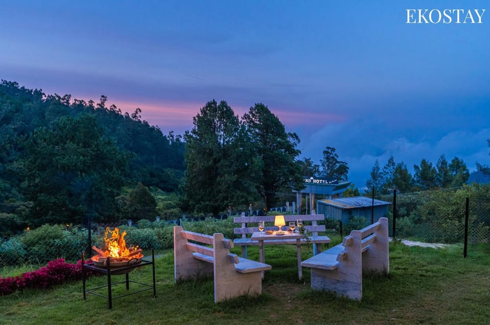EKOSTAY Luxe - Under The Pines Villa in Tamil Nadu