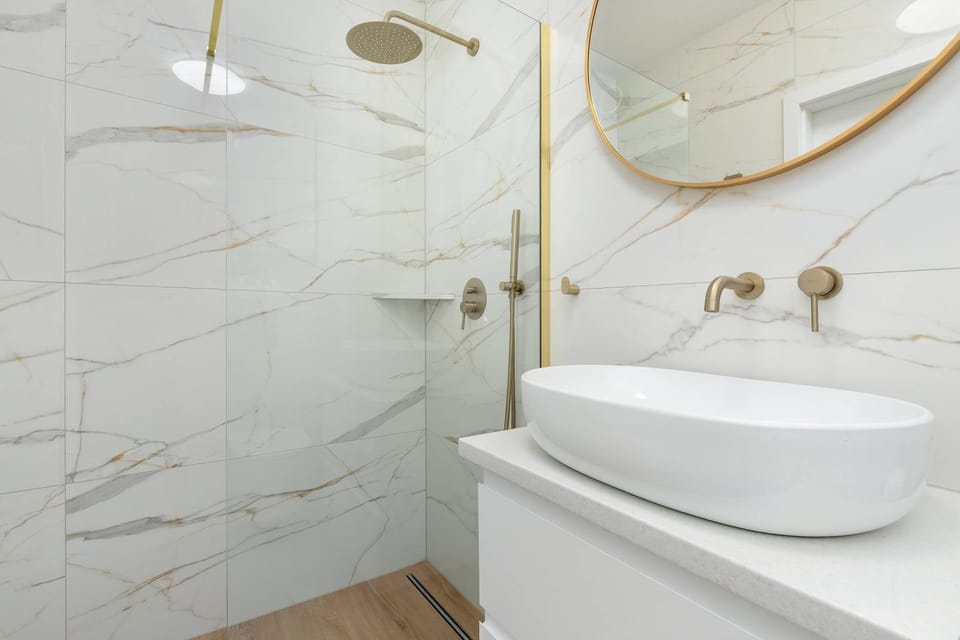 Shower, Bathroom