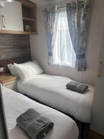 Holiday Home by the river Nidd N11 Apartment in Borough of Harrogate