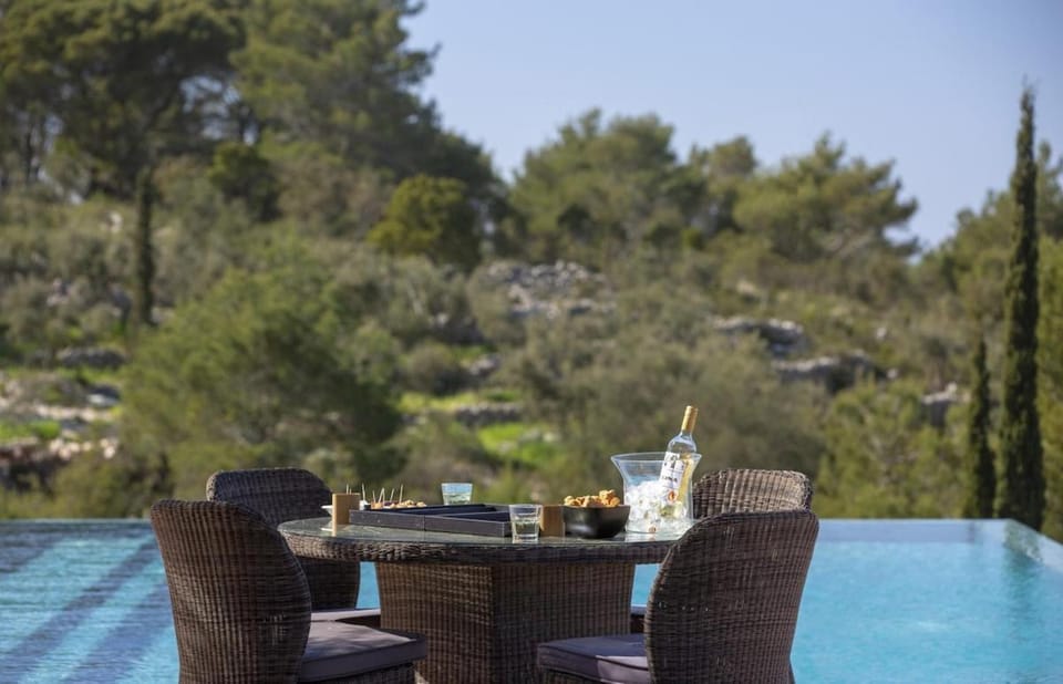 Villa Borsa Secluded Retreat with Sea Views Gym Villa in Lefkada, Lefkada Municipality, Greece
