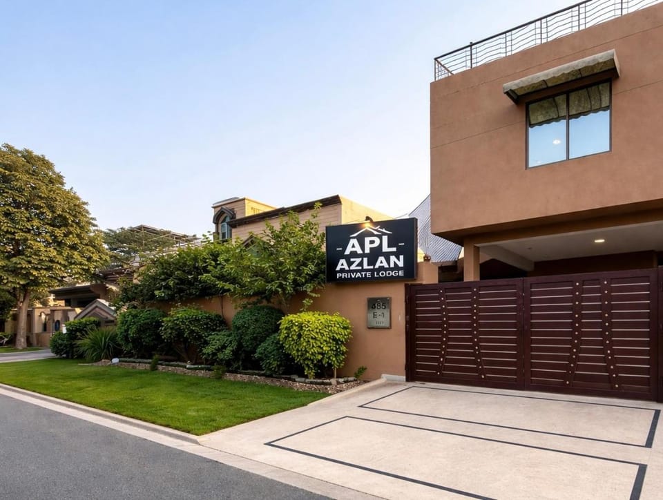 APL - Azlan Private Lodges Bed and Breakfast in Lahore