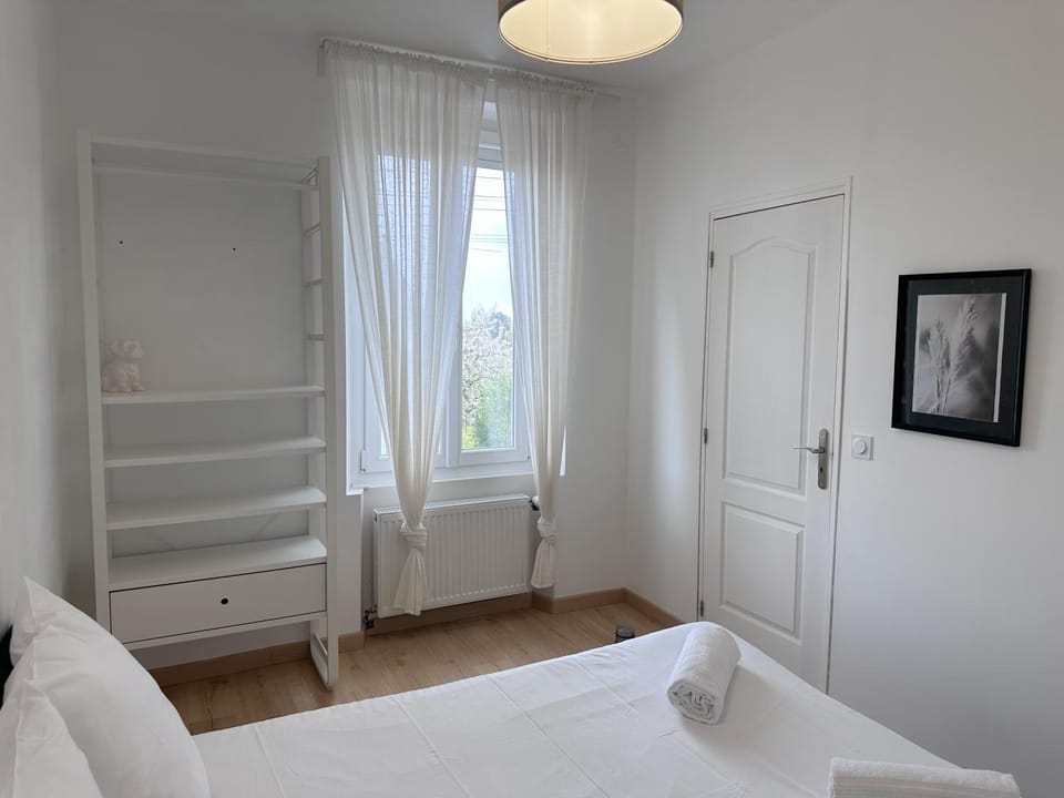 Bed, Photo of the whole room, Bedroom, towels, wardrobe